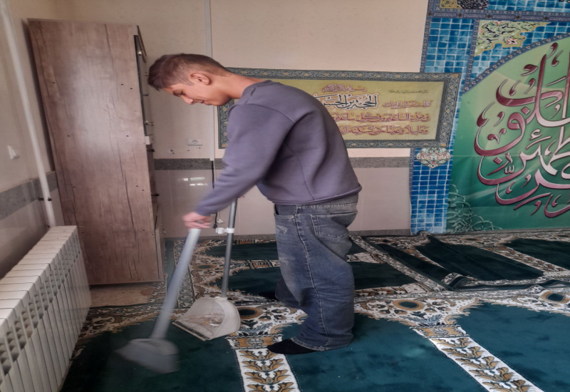 نمازخانه هنرستان آیت‌الله خمینی، غبارروبی شد